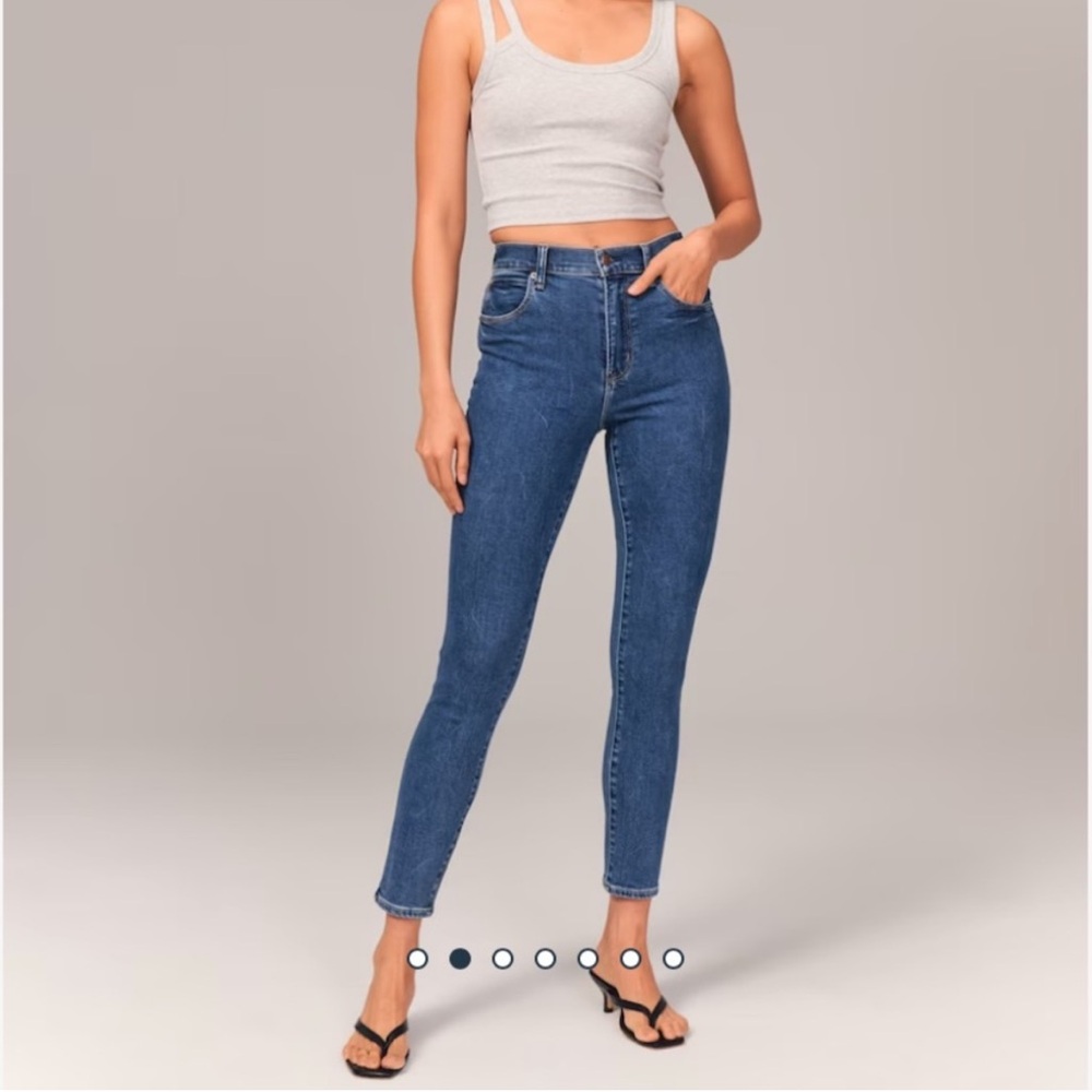 NWT Abercrombie & Fitch Curve Love Skinny Ankle High Rise Jeans Sz 2 SHORT